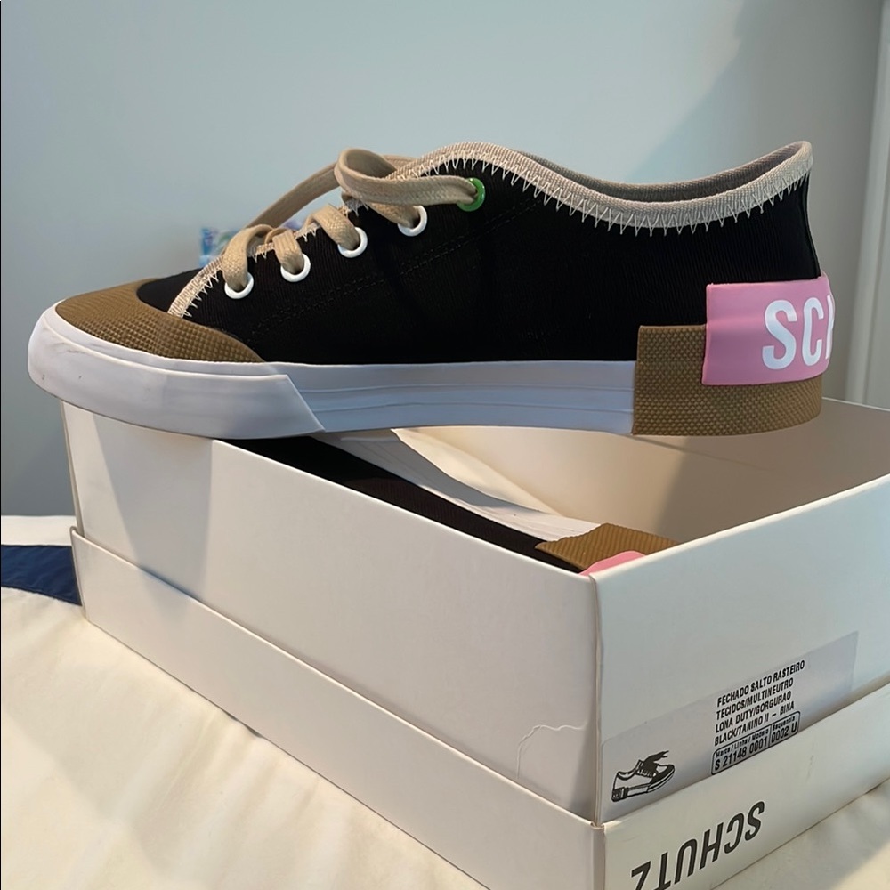 SCHUTZ Black and Brown Sneakers with Pink Detail